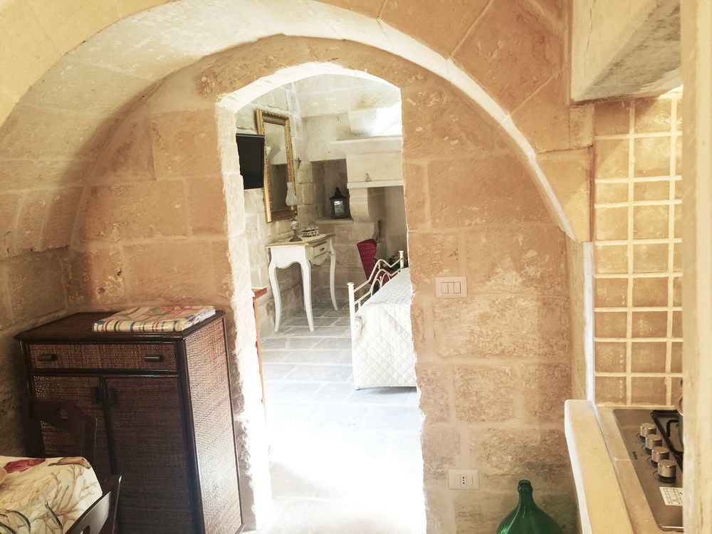 Corte Grika Martano Bagian luar foto